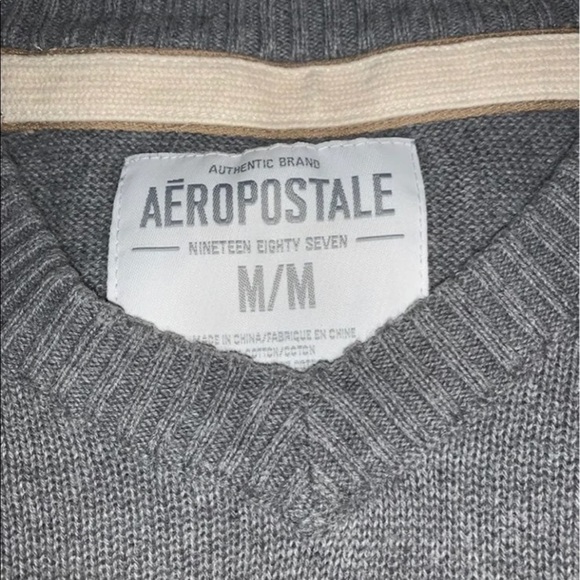 Mens Aeropostal Sweater - Picture 2 of 2